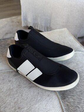 Authentic Osklen Slip On Sneakers Black White Stripes Women 7